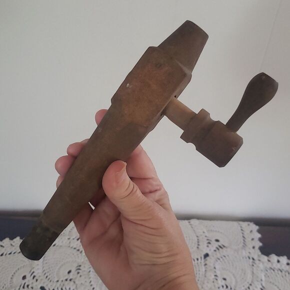 Vintage Lot of 3 Wooden Beer Wine Whiskey Keg Barrell Tap Spigot Spouts - Picture 5 of 11